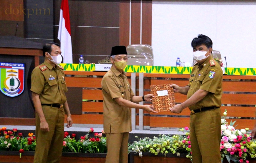 Serahkan Pagu DPA 2022, Ini Pesan Bupati Sujadi