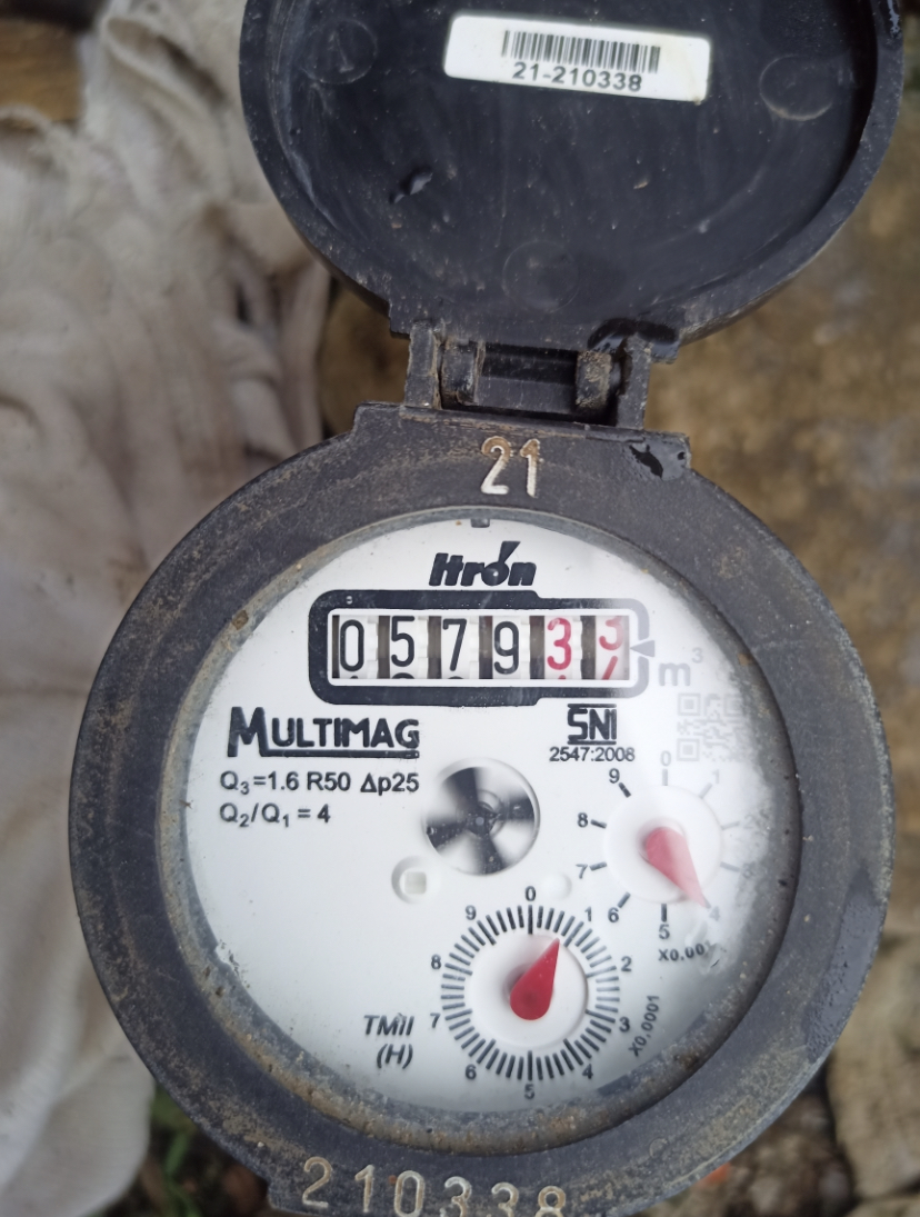 Warga Dusun Bayur Pekon Kotaagung Keluhkan Tagihan PDAM Naik 7 Kali Lipat Perbulan