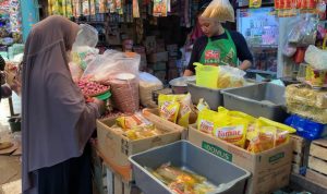 Menjelang Bulan Suci Ramadhan, Harga Sembako Normal Minyak Goreng Langka!