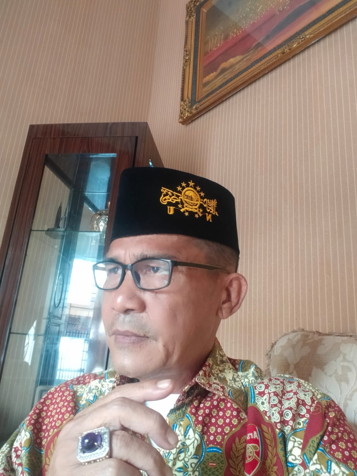 Hadir Sapa Masyarakat 5 Keturunan Bandardewa di Media Online, Bupati Umar Dicibir Benson Wertha