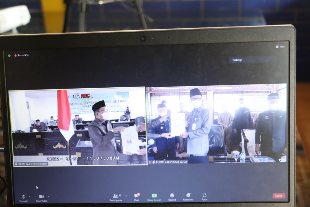 DPRD Pesibar Gelar Paripurna Penyampaian LKPJ Kepala Daerah tahun 2021
