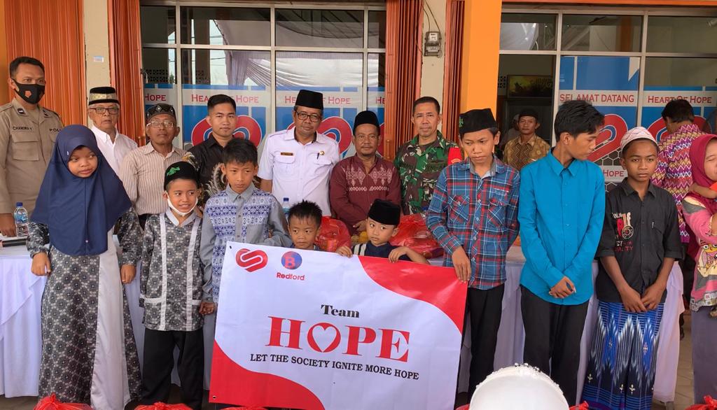 Wujud Peduli Kepada Warga dan Anak Yatim, PT Harapan Hati Lampung Salurkan Bantuan Sembako