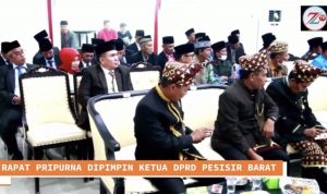 DPRD Pesibar Gelar Paripurna HUT RI Ke-77 DPRD Pesibar Gelar Paripurna HUT RI Ke-77