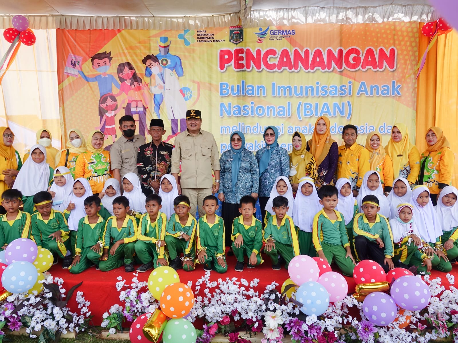 Bupati Lamteng Terus Gencarkan Program “BUNGA KAMPUNG”