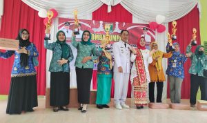 Peringati HUT RI ke-77, Kecamatan Terbanggi Besar Gelar Lomba Tumpeng