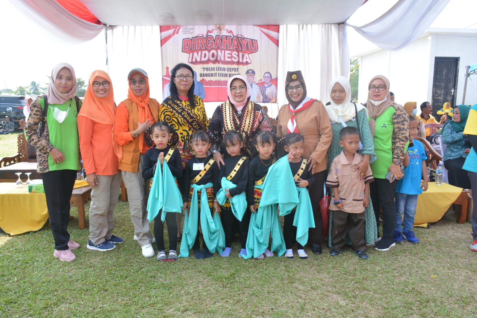 Bunda Paud Lamteng Buka Gebyar Paud Tingkat Kecamatan Punggur