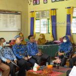 Hari Pertama Masuk Sekolah, Wabub Pesibar Kunjungi SMPN 1 Krui