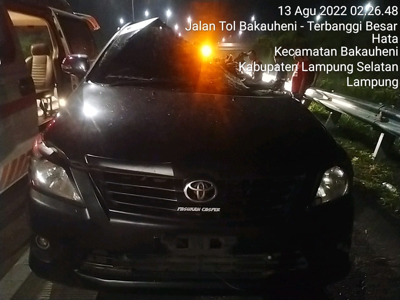 Kijang Inova Tabrak Pantat Truk Hino, Dua Korban Meninggal Dunia