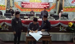 DPRD Lampura Gelar Rapat Pembahasan KUA PPAS Tahun Anggaran Tahun 2023 DPRD Lampura Gelar Rapat Pembahasan KUA PPAS Tahun Anggaran Tahun 2023