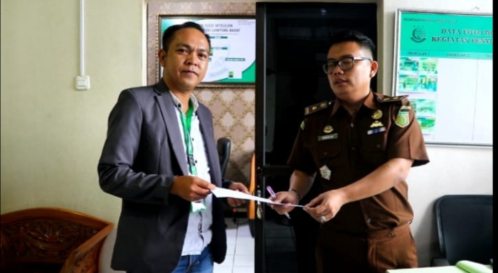 Tindaklanjuti Laporan Ormas terkait Proyek Bronjong di Way Warkuk, Kejari Lambar Akan Segera Lakukan Penyelidikan