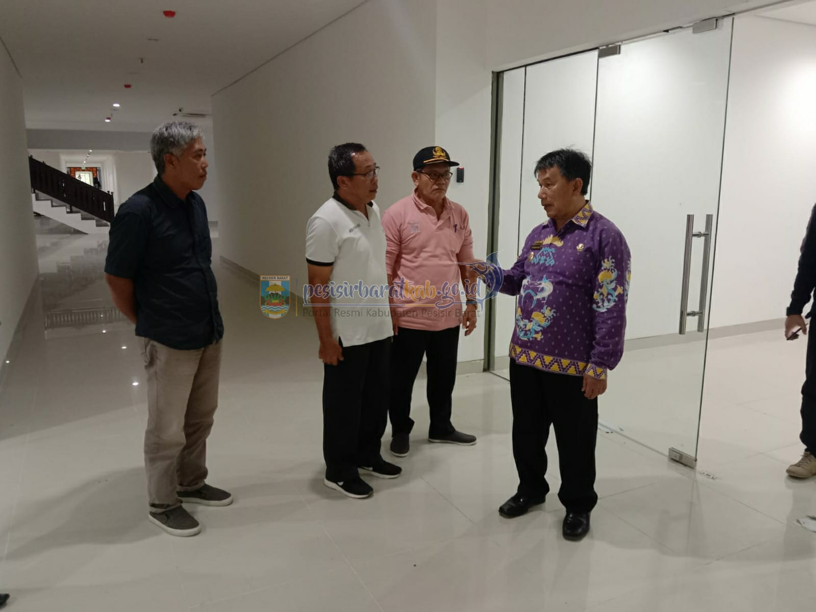 Wabub Pesibar Monitoring Kinerja Pegawai Pemkab