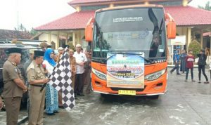 Zulqoini Syarif Lepas Jama’ah Umroh Asal Pesisir Barat Tahun 2022 Zulqoini Syarif Lepas Jama’ah Umroh Asal Pesisir Barat Tahun 2022