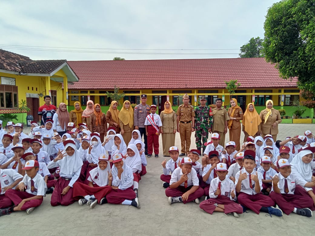 Lurah Ahmad Sopan Musa, Adakan Kunjungan Ke SDN 5 Bandar Jaya Barat