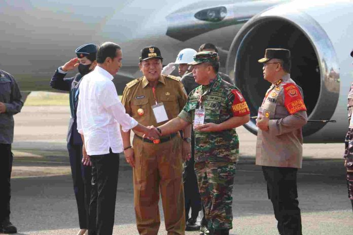 Gubernur Arinal dan Jajaran Forkopimda Sambut Kedatangan Presiden Jokowi