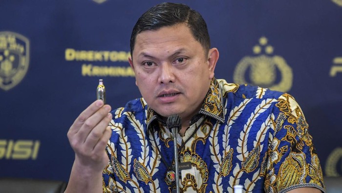 Mustofa Si ‘Wakil Nabi’ Penembak Kantor MUI Tewas Akibat Serangan Jantung Polisi Tangkap Pemasok Air Gun Libatkan Oknum Polsus Kehutanan Lampung