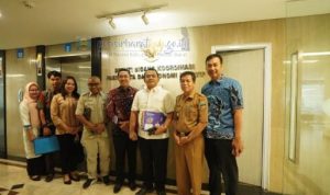 Sukseskan Krui Pro Qs 5000, Pemkab Pesibar Gelar Rakor dengan Sejumlah Kementerian Sukseskan Krui Pro Qs 5000, Pemkab Pesibar Gelar Rakor dengan Sejumlah Kementerian