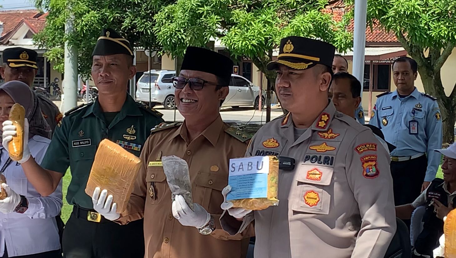 Kapolres Lampung Tengah Musnahkan Puluhan Kilo Narkotika