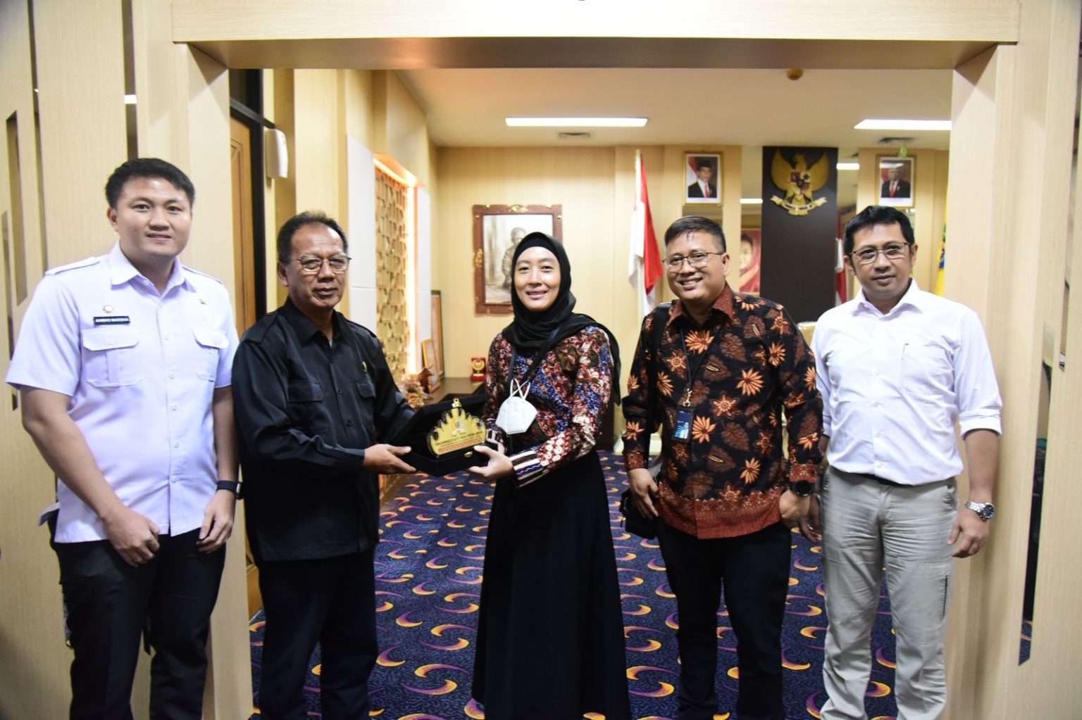 Ketua DPRD Lampung Terima Kunjungan Silaturahmi Management HK Kantor Pusat dan Cabang Lampung