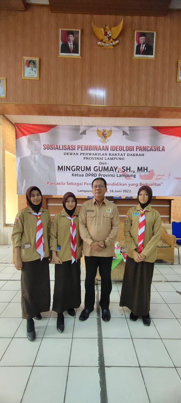 Ketua DPRD Lampung Sosialisasi Pembinaan Ideologi Pancasila di SMAN 1 Terbanggi Besar