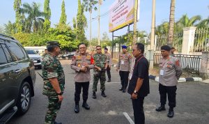 Ketua DPRD Mingrum Gumay Hadiri Proses Penyambutan Kedatangan Presiden RI di bandara Raden Intan II