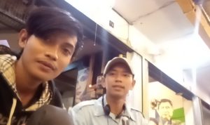 Rohmat Yusuf, Aktivis Muda Ini Berhasil Dirikan Home Editor Indonesia Rohmat Yusuf, Aktivis Muda Ini Berhasil Dirikan Home Editor Indonesia