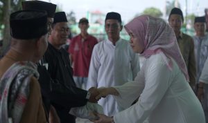Pemkab Tulang Bawang Gelar Sholat Idul Adha di Halaman Masjid Agung Baiturachman Menggala
