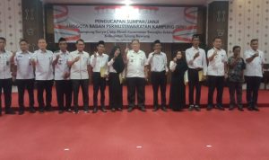 Sekretaris Daerah Kabupaten Tulang Bawang Bapak Ir Anthoni MM instruksikan anggota BPK Yang dilantik agar bersinergi Menciptakan Keamanan Dan Ketertiban Dalam Masyarakat