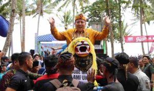 Gubernur Arinal Buka Lampung Sundanese Arts Festival VII 2023 di Pantai Way Batang Pesibar