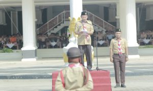 Penjabat Bupati Tulang Bawang Bapak Drs Qudrotul Ikhwan MM berharap Gerakan Pramuka di Kabupaten Tulang Bawang selalu berperan mendukung pembangunan daerah, Terus belajar dan mengembangkan diri serta menunjukkan konsistensinya bagi Pembangunan Daerah dan Nasional Penjabat Bupati Tulang Bawang Bapak Drs Qudrotul Ikhwan MM berharap Gerakan Pramuka di Kabupaten Tulang Bawang selalu berperan mendukung pembangunan daerah, Terus belajar dan mengembangkan diri serta menunjukkan konsistensinya bagi Pembangunan Daerah dan Nasional