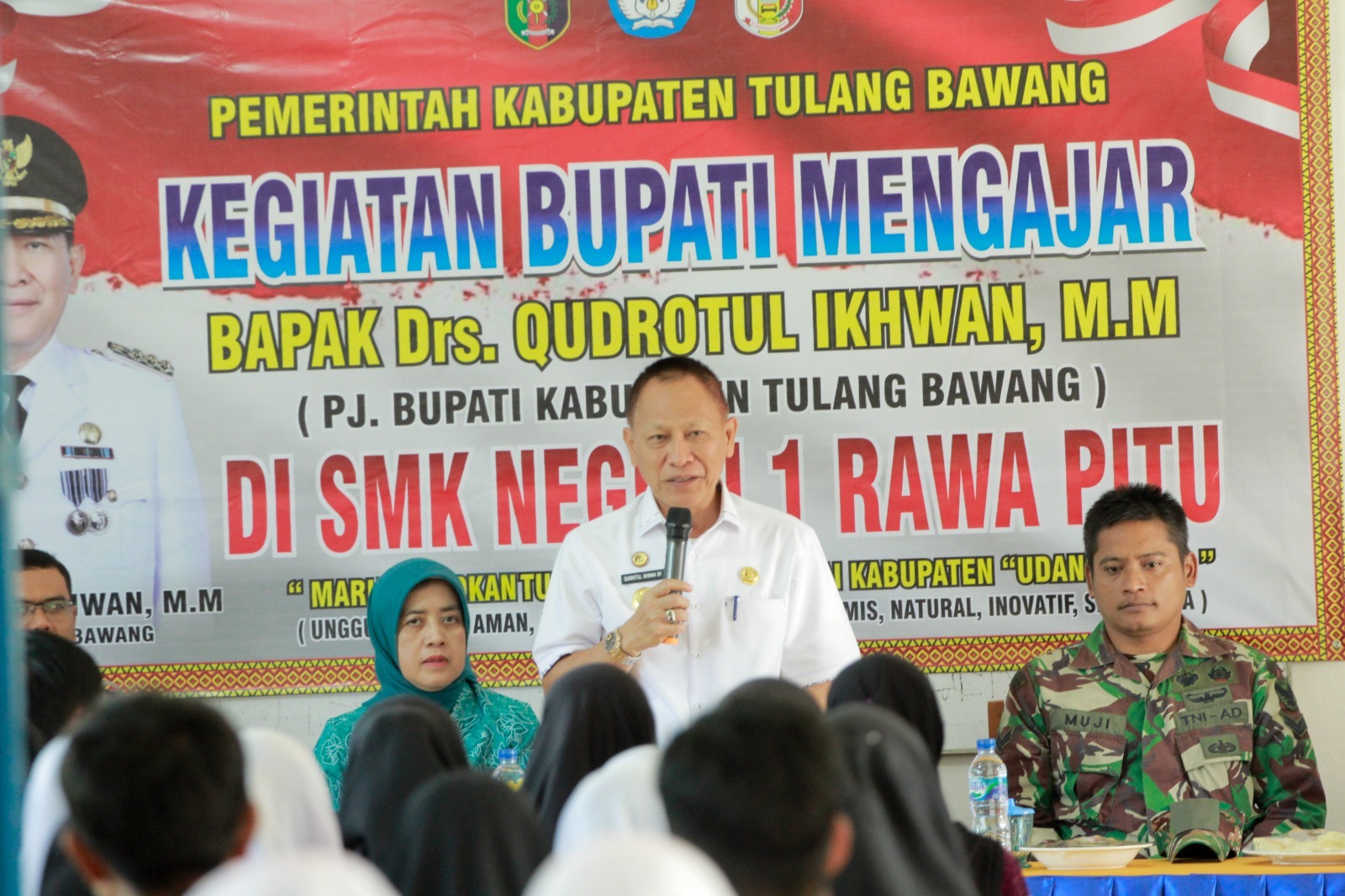 Pj. Bupati Tulang Bawang bangun mental Pelajar hingga Petani Rawa Pitu demi Wujudkan Kabupaten Tulang Bawang sebagai Kabupaten “UDANG MANIS” (Unggul, Damai, Aman, Nyaman, Guyub, Mandiri, Agamis, Natural, Inovatif, Sejahtera