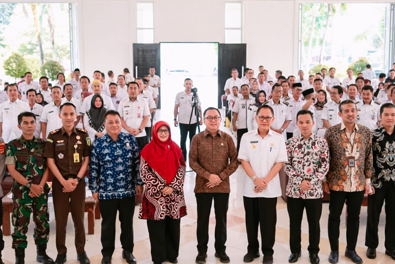 PJ Bupati Tuba Hadiri Sosialisasi Optimalisasi Peran, Tugas dan Fungsi BPK dan DPR Dalam Akuntabilitas Pengelolaan Dana Desa