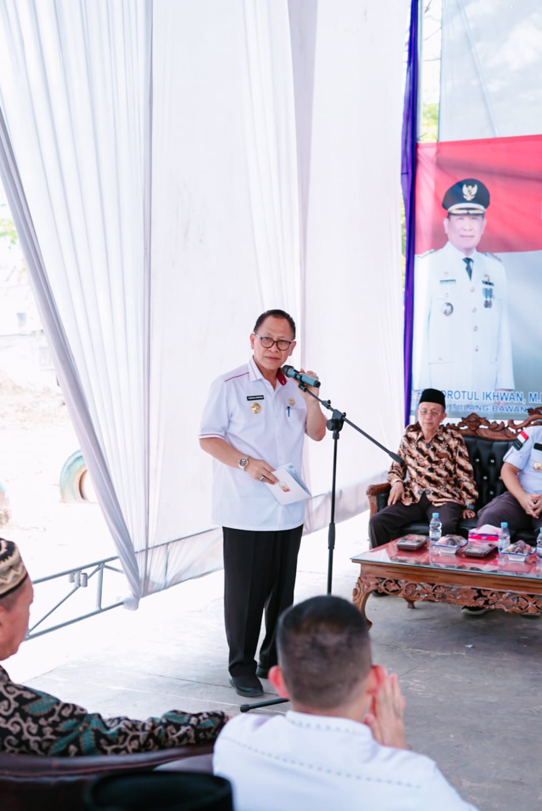 Pj Bupati Tuba Drs Qudrotul Ikhwan MM Menghadiri Acara Pisah Sambut Komisioner BAZNAS