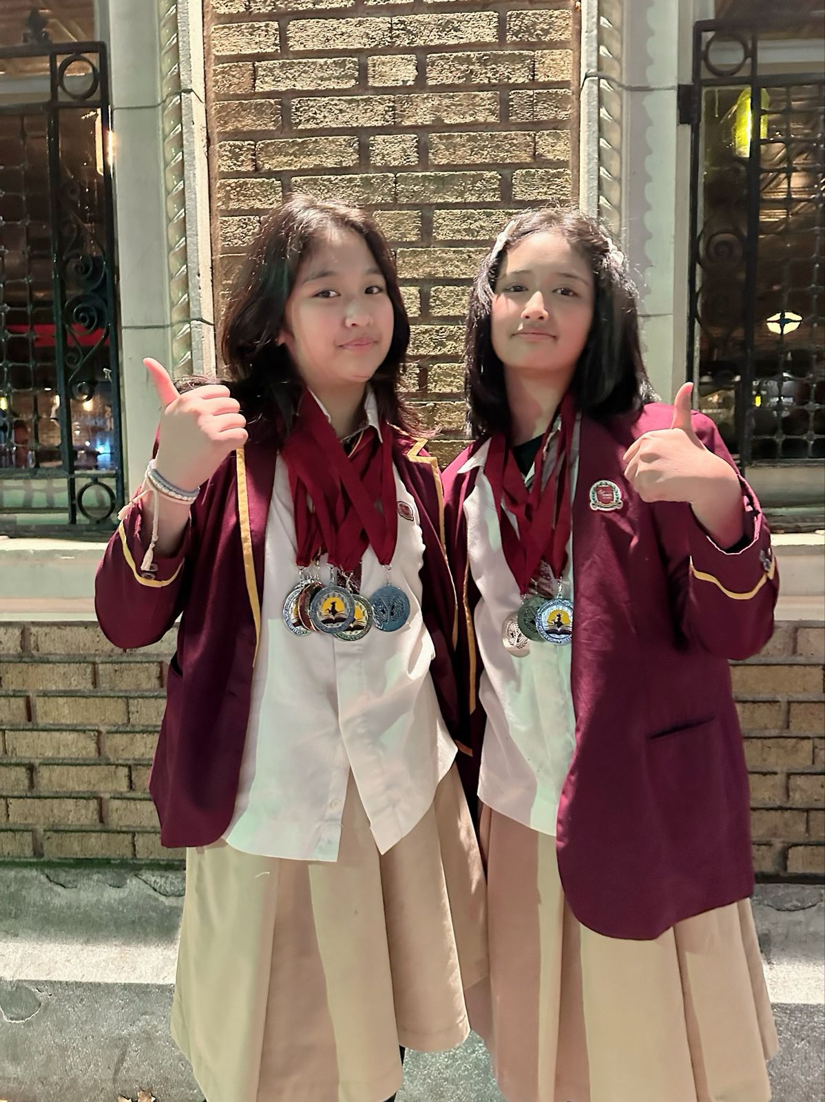 Mantap, Aisha dan Neby Boyong 11 Mendali di Tournament Of Champions World Scholar’s Cup Yale University USA