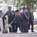 Drs Qudrotul Ikhwan MM Menghadiri Upacara Ziarah dan Tabur Bunga Dalam Rangka Peingati Hari Pahlawan