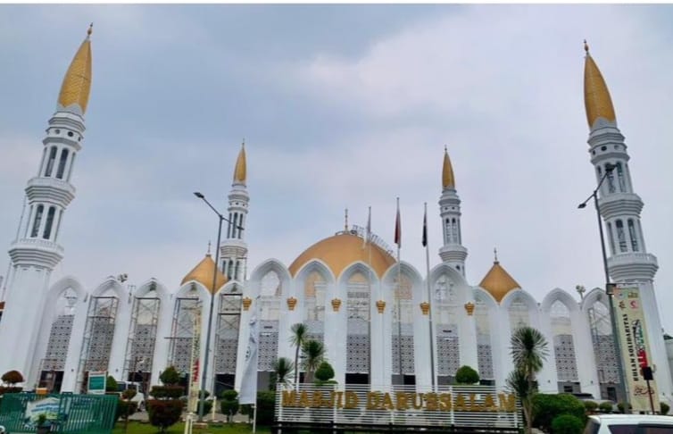 Masjid Darussalam Cibubur Cikal Pusat Peradaban Islam Modern