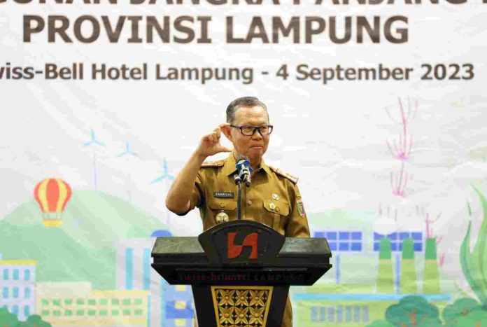 Sekdaprov Fahrizal Buka Uji Publik II sebagai Bahan Rekomendasi dalam Kajian Lingkungan Hidup