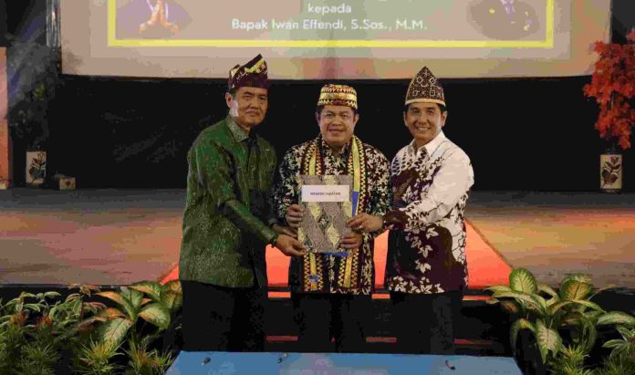 Sertijab Kepala LPP RRI, Gubernur: Tingkatkan Potensi & Terobosan di Era Konvergensi Media