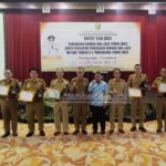 Pemkab Pesibar Raih Penghargaan Penyerapan Produk Dalam Negeri Tertinggi Di Lampung