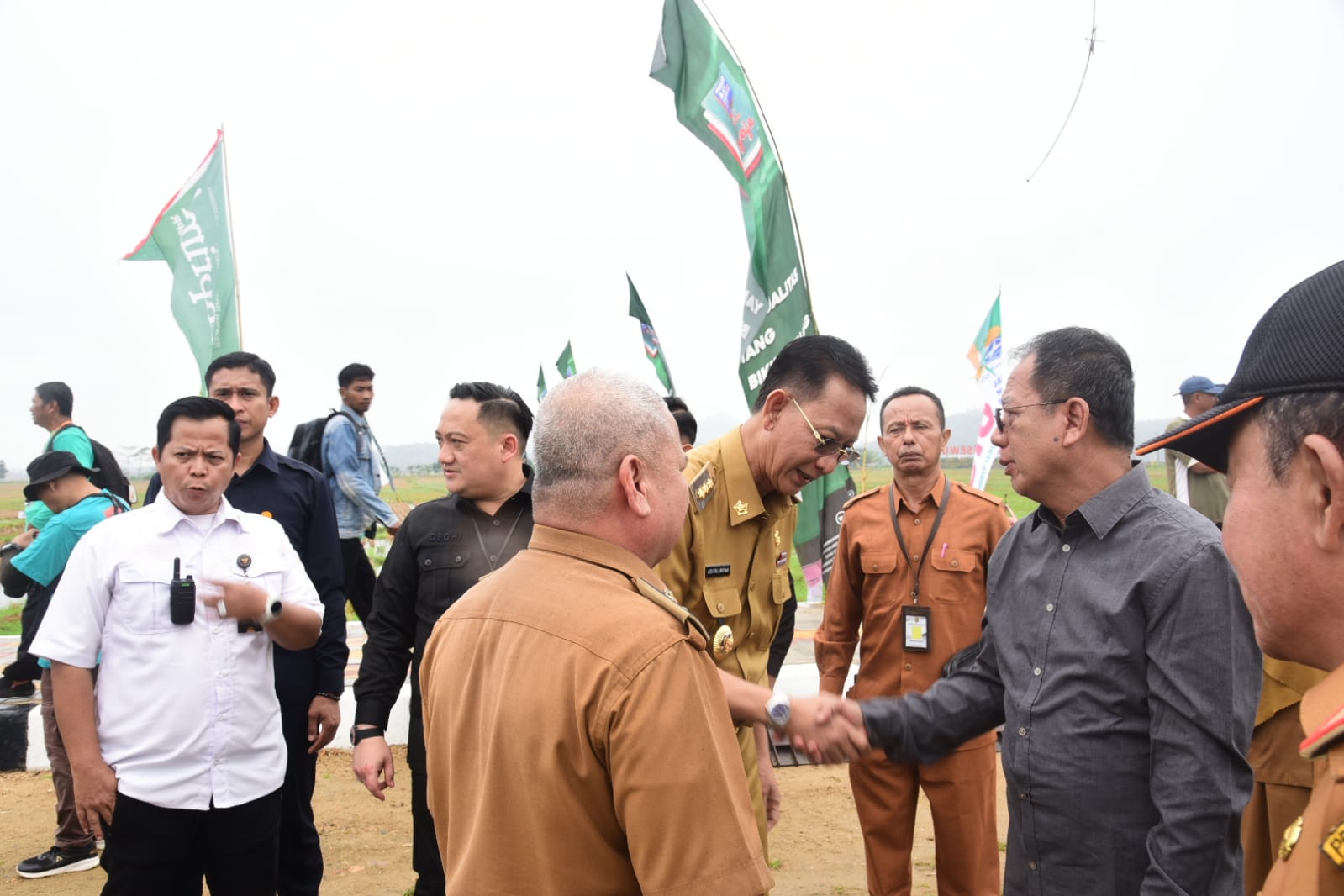 Mingrum Gumay Sebagai Ketua P3A Lampung Menghadiri Festival Musim Tanam Untuk Silahturahmi Lintas Organisasi Para Petani di Pringsewu