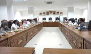 Bupati Pesibar Gelar Audensi Dengan Penataan Desa Provinsi Lampung.