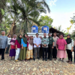Ketua DPRD Lampung Dampingi Project Manager PT Hakaaston Riadiano Muhammad Meresmikan Bantuan Sumur Bor di Kecamatan Kalirejo Ketua DPRD Lampung Dampingi Project Manager PT Hakaaston Riadiano Muhammad Meresmikan Bantuan Sumur Bor di Kecamatan Kalirejo