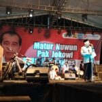 Jalan Mulus, Masyarakat Kota Gajah Sampaikan Terimakasih Kepada Presiden Jokowi Jalan Mulus, Masyarakat Kota Gajah Sampaikan Terimakasih Kepada Presiden Jokowi