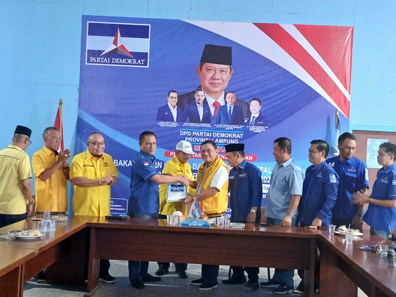 Laksanakan Tugas DPP Partai Golkar, Bacagub Hanan Daftar Penjaringan di DPD Partai Demokrat Lampung