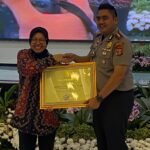 Brigadir Jenderal Polisi (Purn.) Drs. Edward Syah Pernong, S.H., M.H. Berikan Apresiasi Kepada AKBP Doffie Fahlevi Sanjaya, S.I.K., M.SI dan Kompol Edi Qorinas, S.H,.MH, Atas Diraihnya Penghargaan Dari Mensos