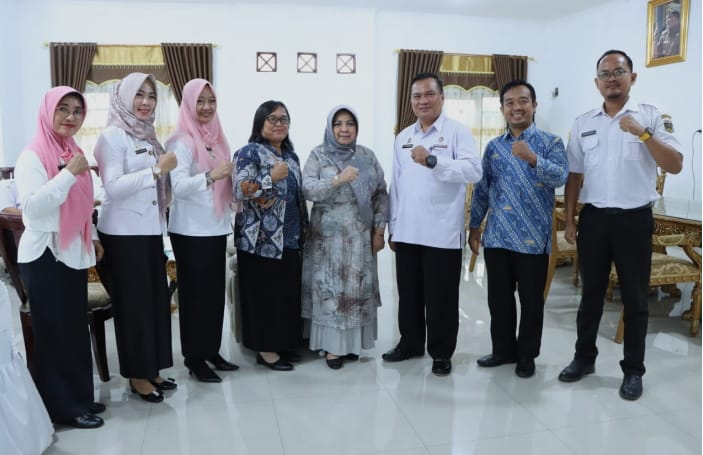 Bunda Literasi Lamteng Hj Mardiana Musa Ahmad Pimpin Rapat Persiapan Gebyar Indonesia membaca