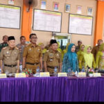 Kusuma Riyadi Wakili Bupati Musa Ahmad Sambut Tim Penilai Lomba Kampung Tingkat Provinsi