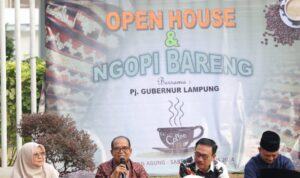 Pj. Gubernur Samsudin Gelar Silaturahmi dan Ngopi Bareng Bersama Masyarakat yang Berdomisili di Seputaran Mahan Agung