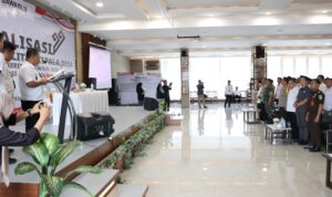 PJ Bupati Lamteng Bobby Irawan Tegaskan Kepada ASN Untuk Bersikap Netralitas Menjelang Pilkada PJ Bupati Lamteng Bobby Irawan Tegaskan Kepada ASN Untuk Bersikap Netralitas Menjelang Pilkada