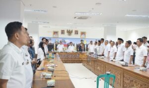 WAKIL BUPATI ZULQOINI SYARIF BUKA FGD II PENYUSUNAN KAJIAN TEKNIS RTRW PESIBAR