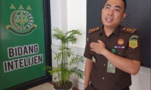 Kejati Lampung Periksa 2 Orang Mantan Sekwan DPRD Tanggamus Terkait Dugaan Korupsi Perjalanan Dinas Kejati Lampung Periksa 2 Orang Mantan Sekwan DPRD Tanggamus Terkait Dugaan Korupsi Perjalanan Dinas